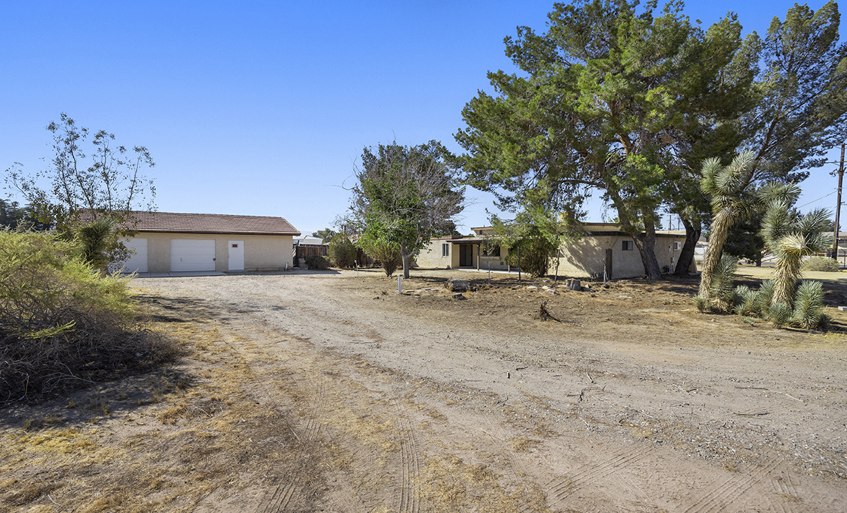 19308 Yanan Road, Apple Valley CA: 