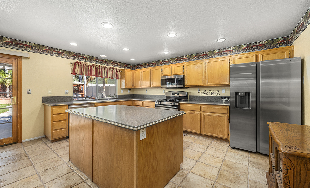 33470 Corte Porfirio, Temecula CA: 