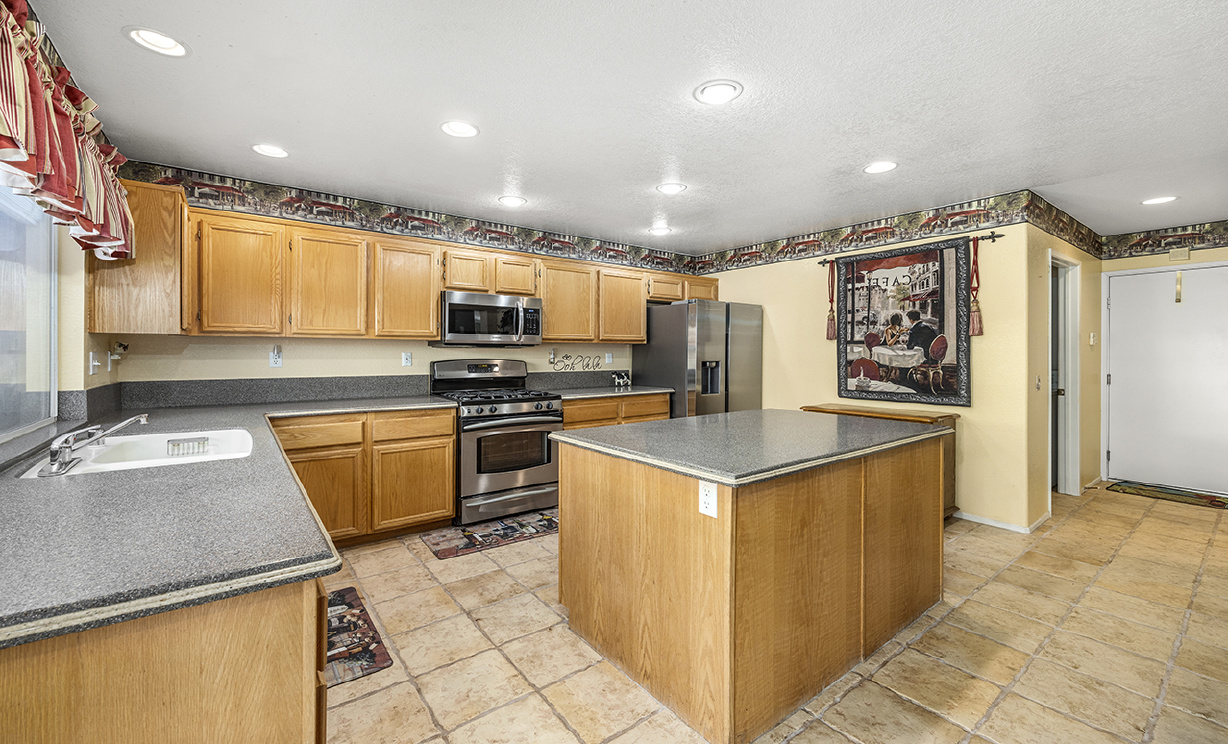 33470 Corte Porfirio, Temecula CA: 