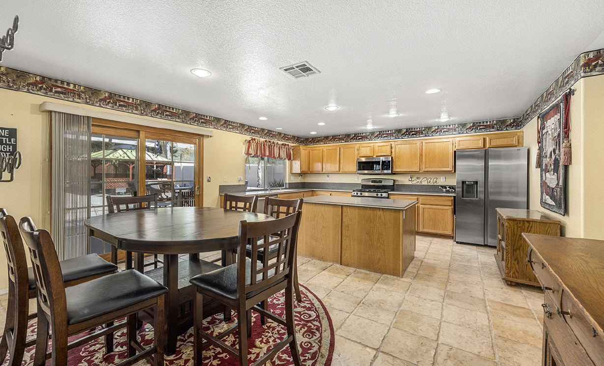 33470 Corte Porfirio, Temecula CA: 