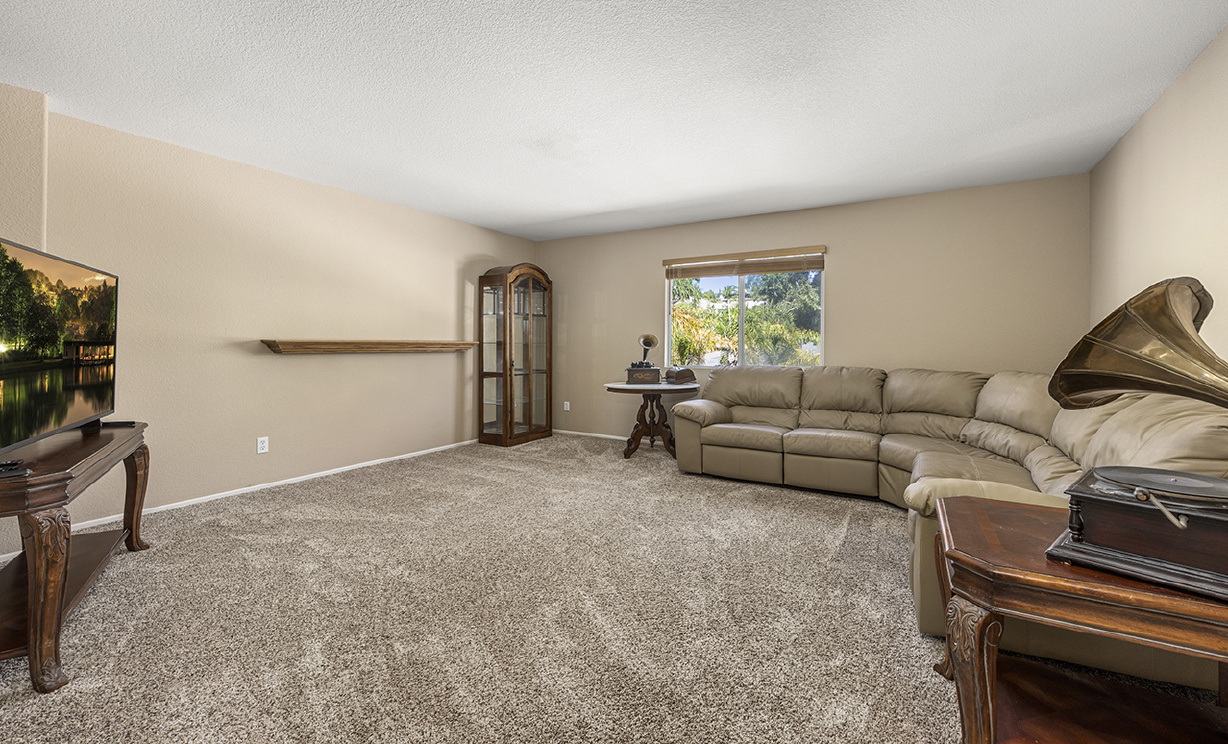 33470 Corte Porfirio, Temecula CA: 