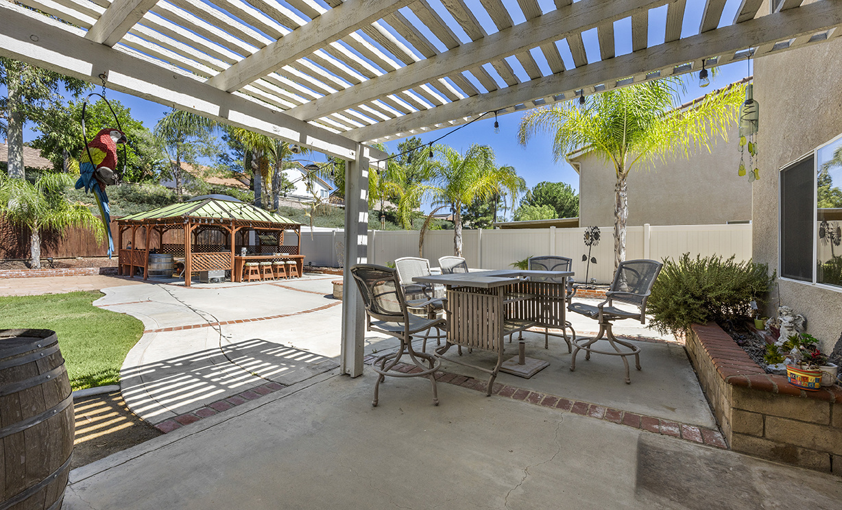 33470 Corte Porfirio, Temecula CA: 