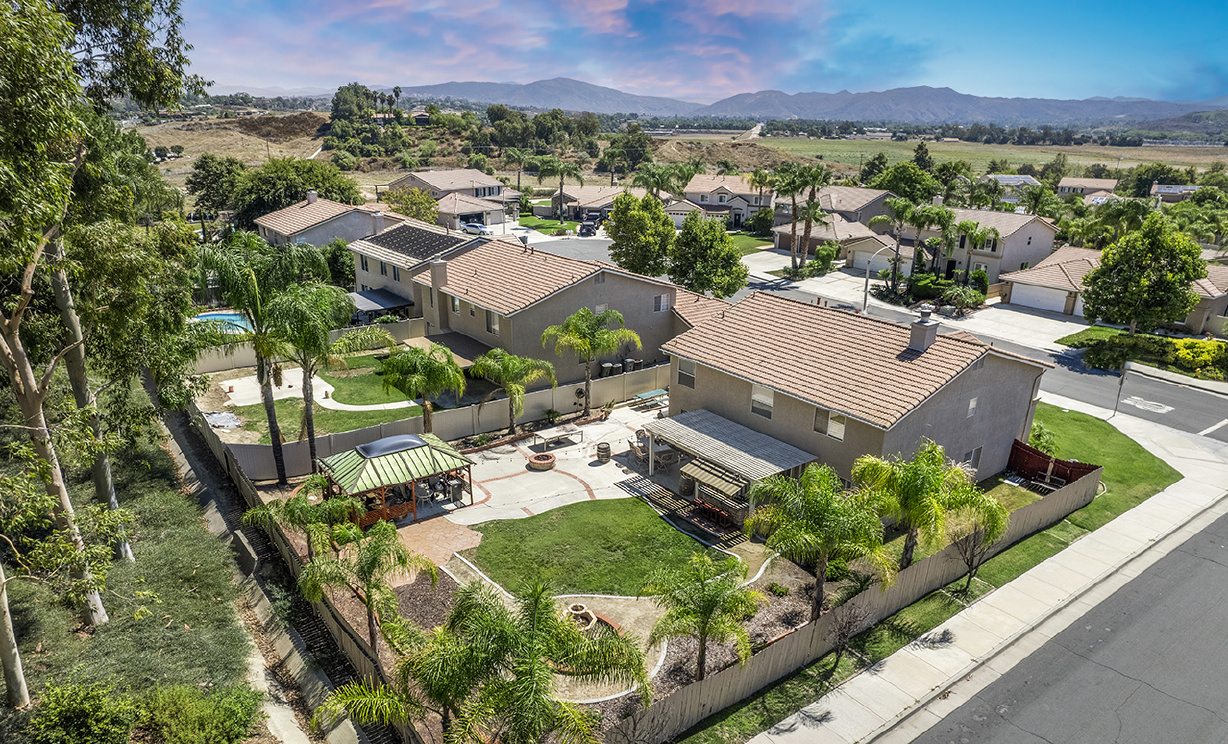 33470 Corte Porfirio, Temecula CA: 