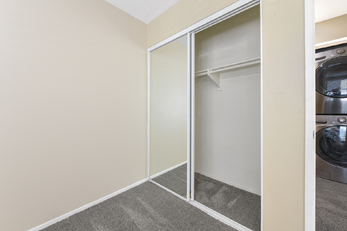 22 Stanford, Irvine CA: 