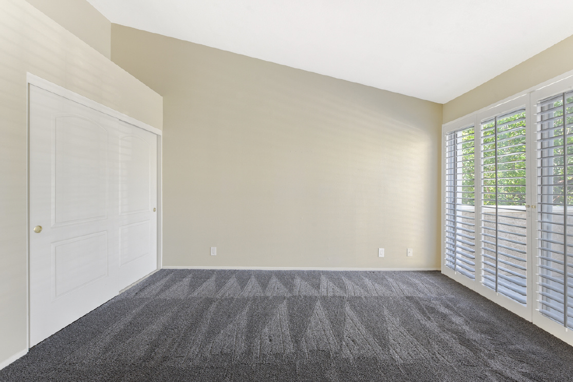 22 Stanford, Irvine CA: 