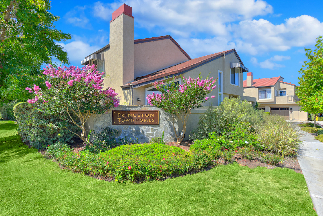 22 Stanford, Irvine CA: 
