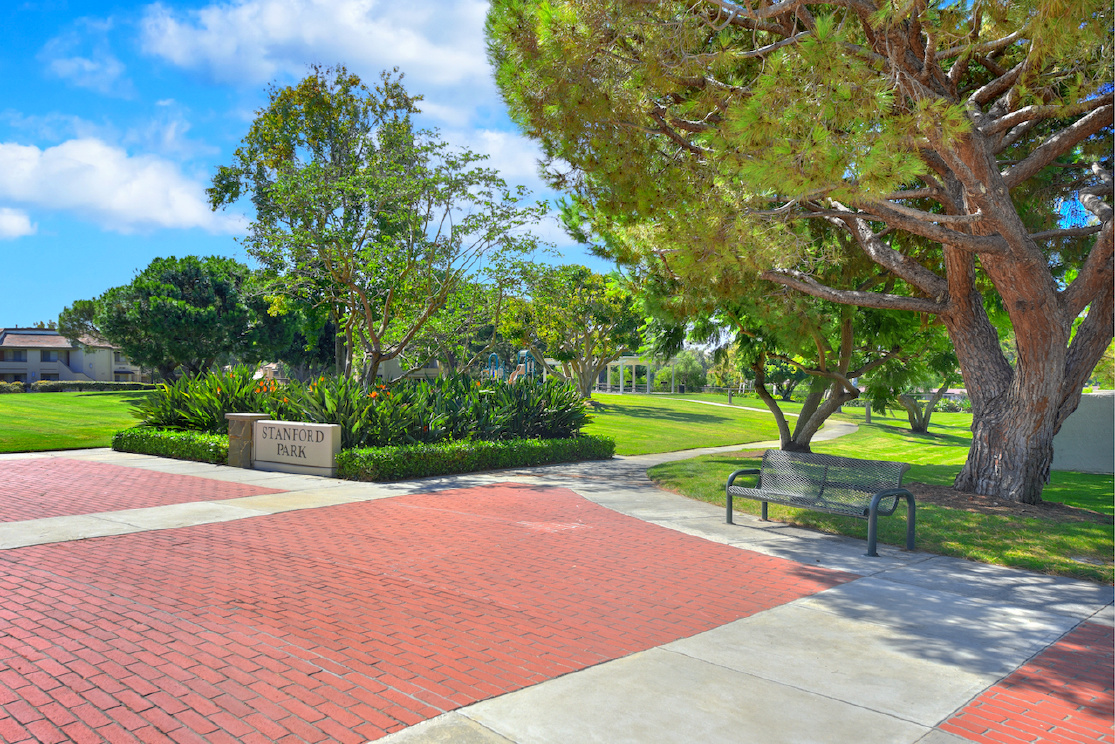 22 Stanford, Irvine CA: 