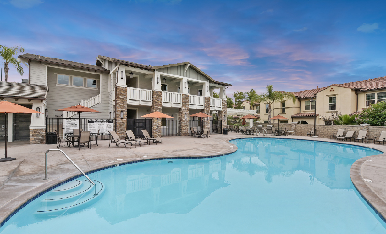 18630 Clubhouse Dr, Yorba Linda CA: 