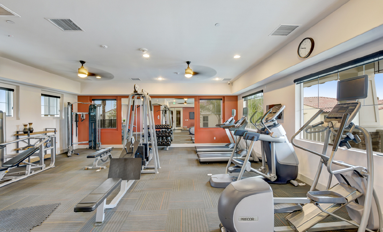 18630 Clubhouse Dr, Yorba Linda CA: 