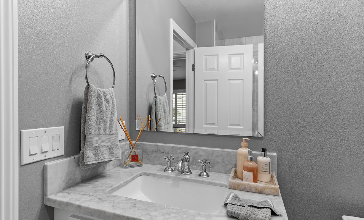 20330 Herbshey Cir, Yorba Linda CA: 