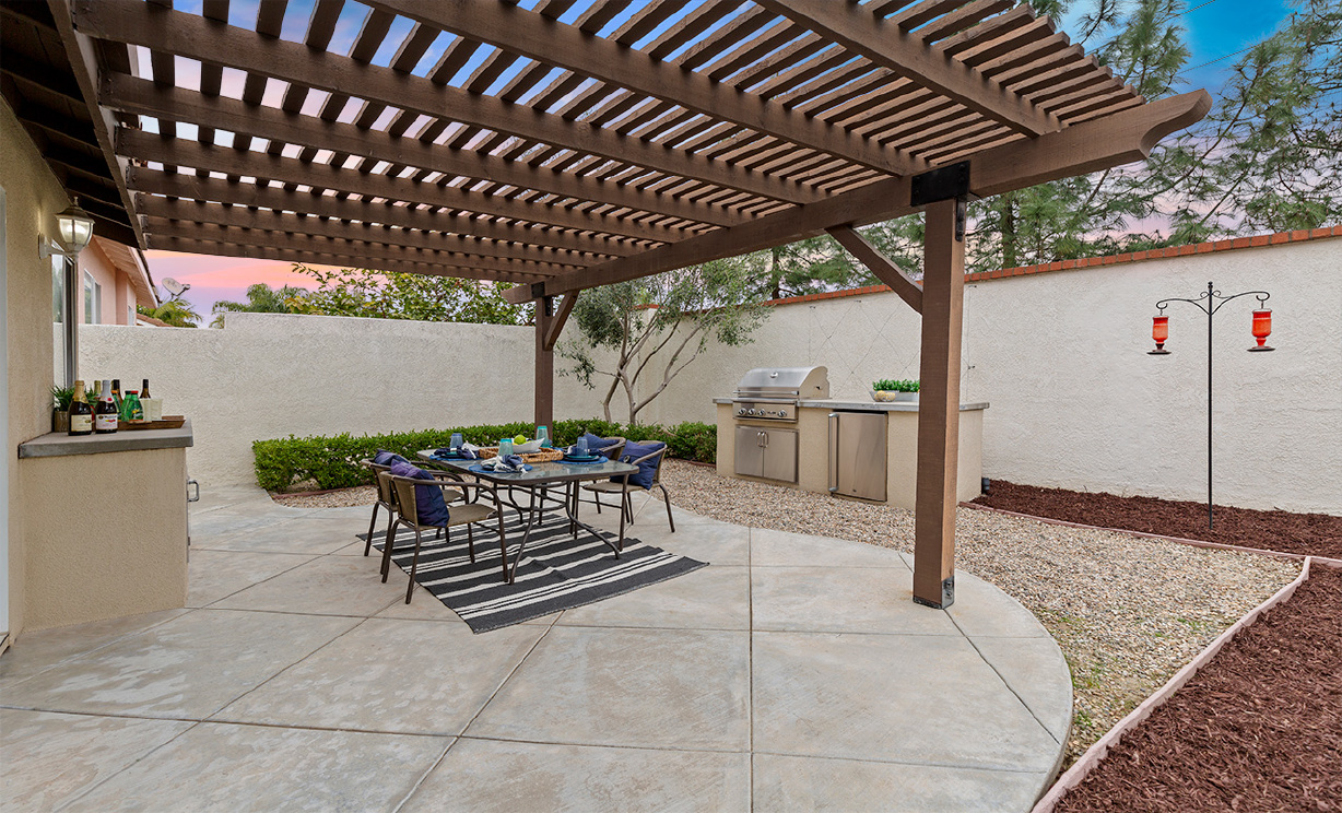 20330 Herbshey Cir, Yorba Linda CA: 