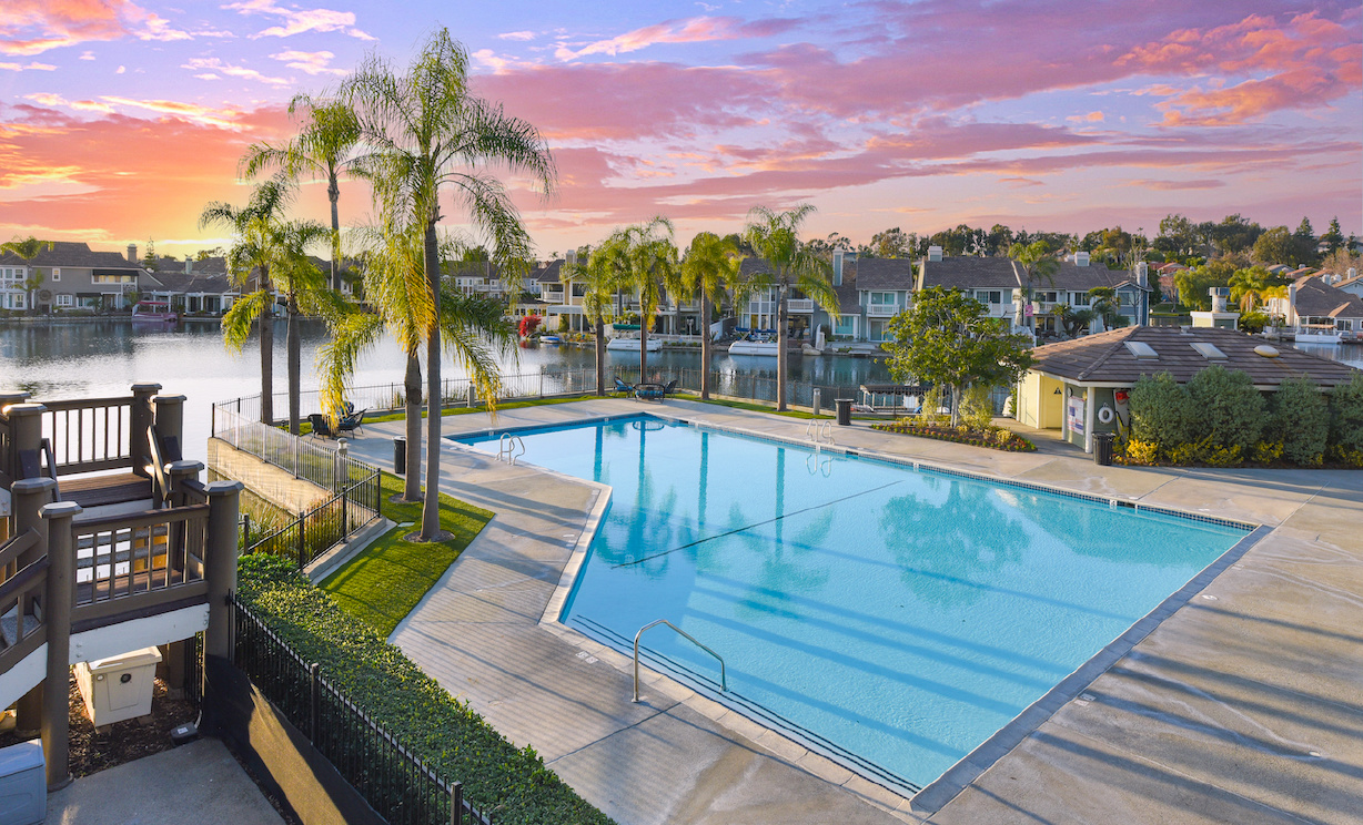 20330 Herbshey Cir, Yorba Linda CA: 