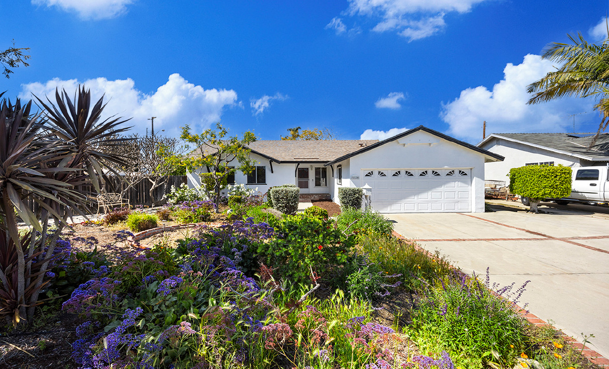 319 Moonbeam Dr, Placentia  CA: 