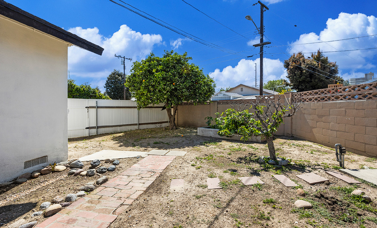 319 Moonbeam Dr, Placentia  CA: 