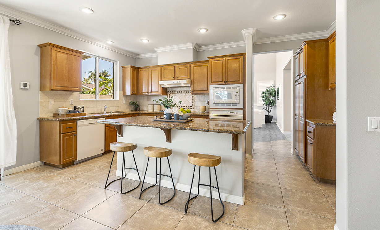 18301 Alicia Ln, Yorba Linda CA: 