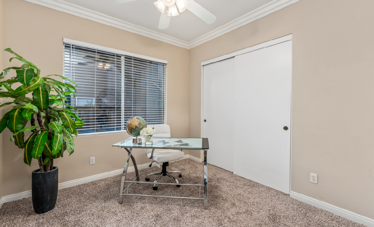 368 Redwing Circle, Corona  CA: 