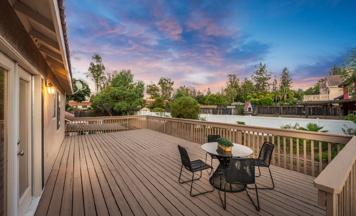 368 Redwing Circle, Corona  CA: 
