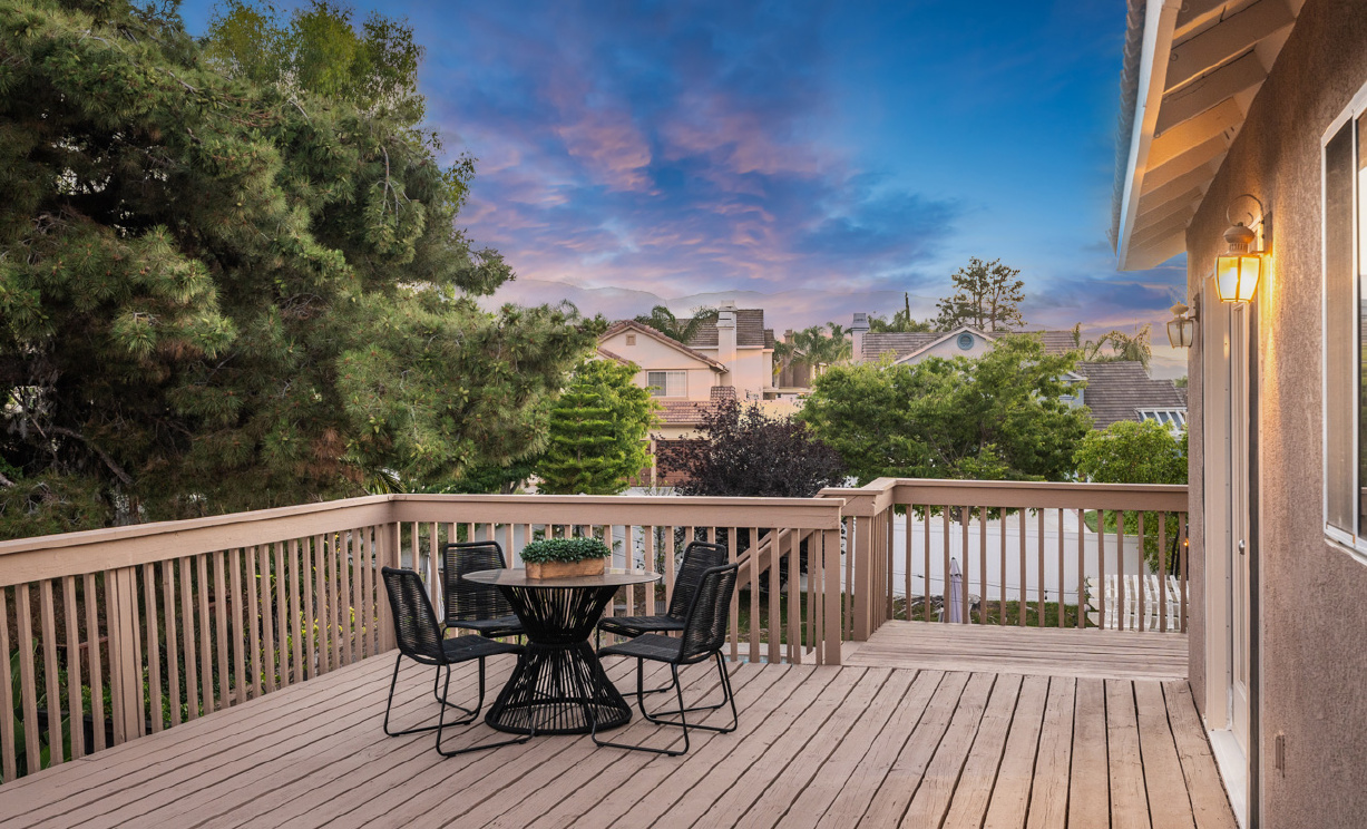 368 Redwing Circle, Corona  CA: 