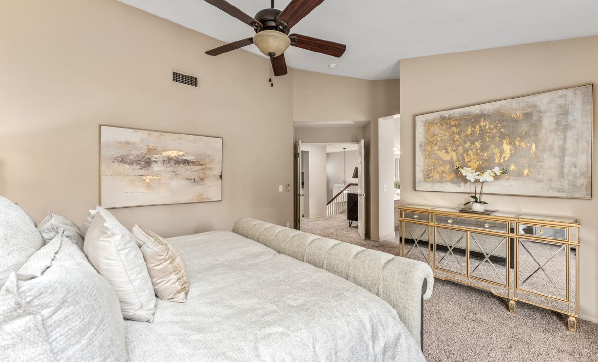 368 Redwing Circle, Corona  CA: 