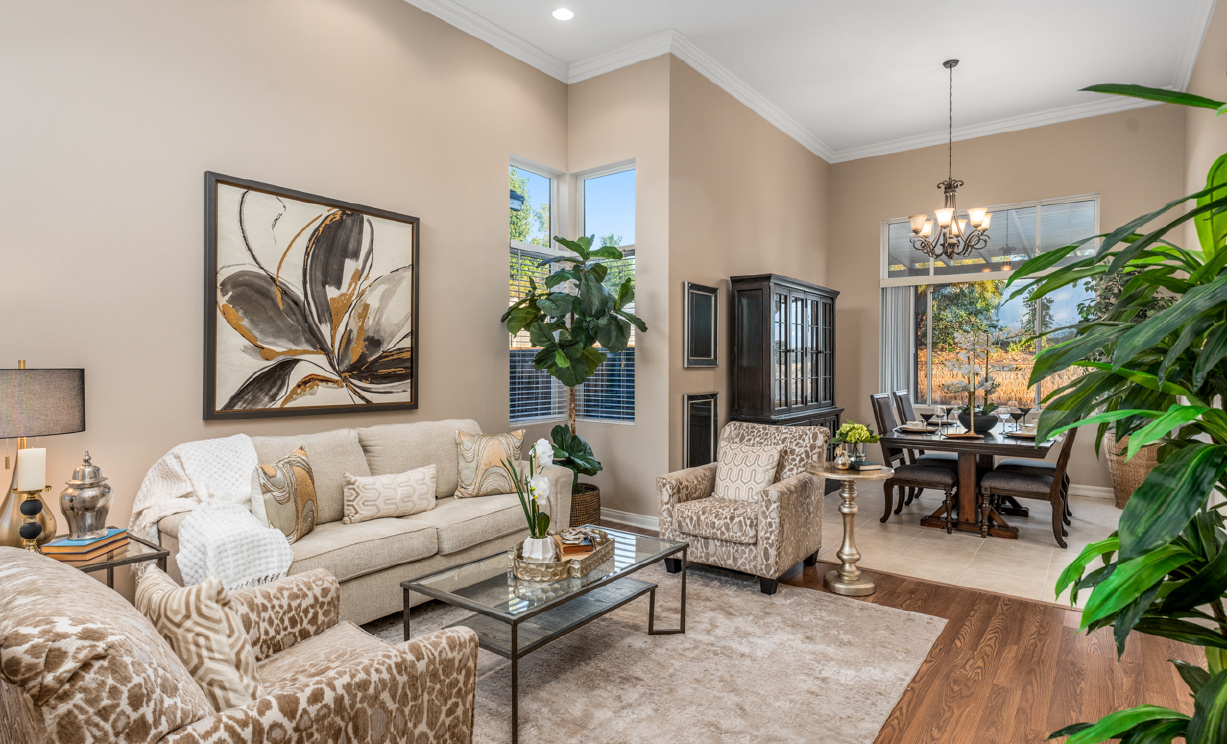 368 Redwing Circle, Corona  CA: 