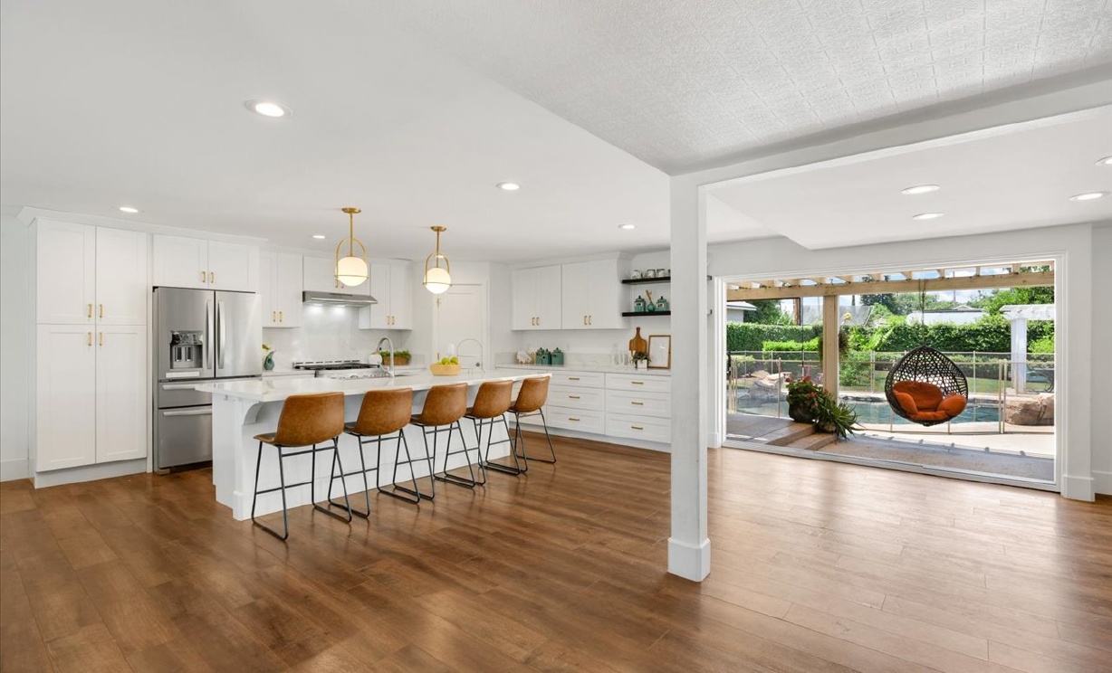 2860 Hudson Ave, Corona  CA: 