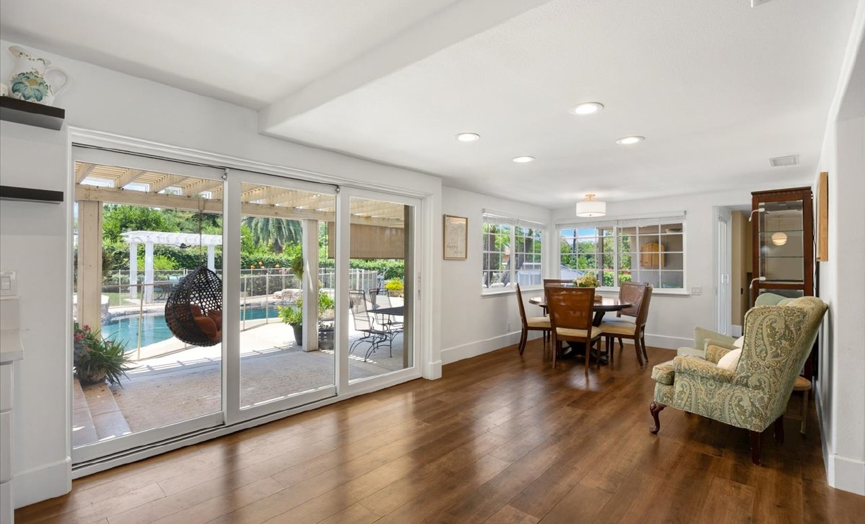 2860 Hudson Ave, Corona  CA: 