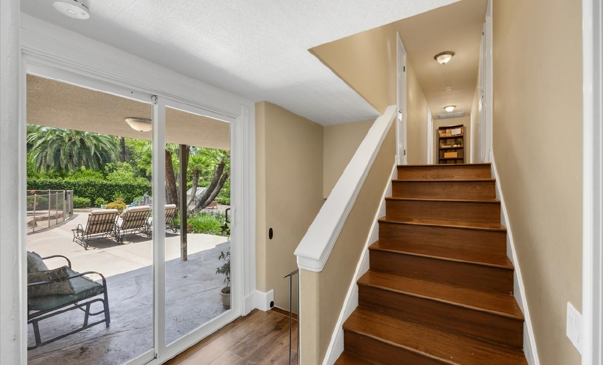 2860 Hudson Ave, Corona  CA: 