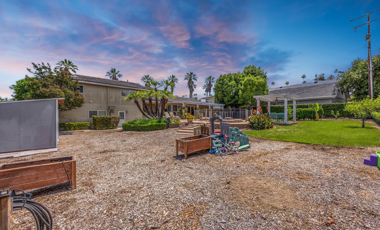2860 Hudson Ave, Corona  CA: 