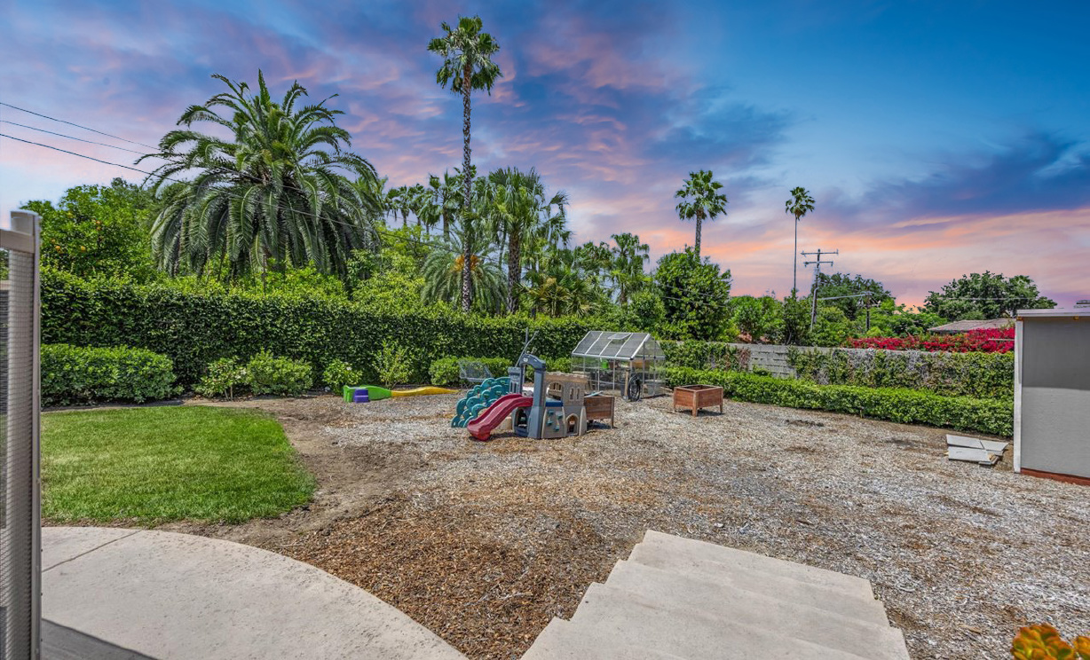2860 Hudson Ave, Corona  CA: 