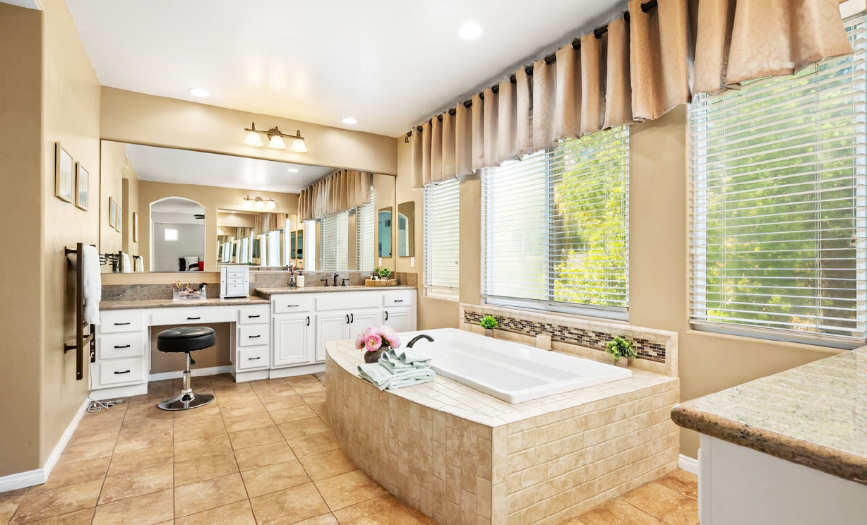2933 Arboridge Ct, Fullerton CA: 