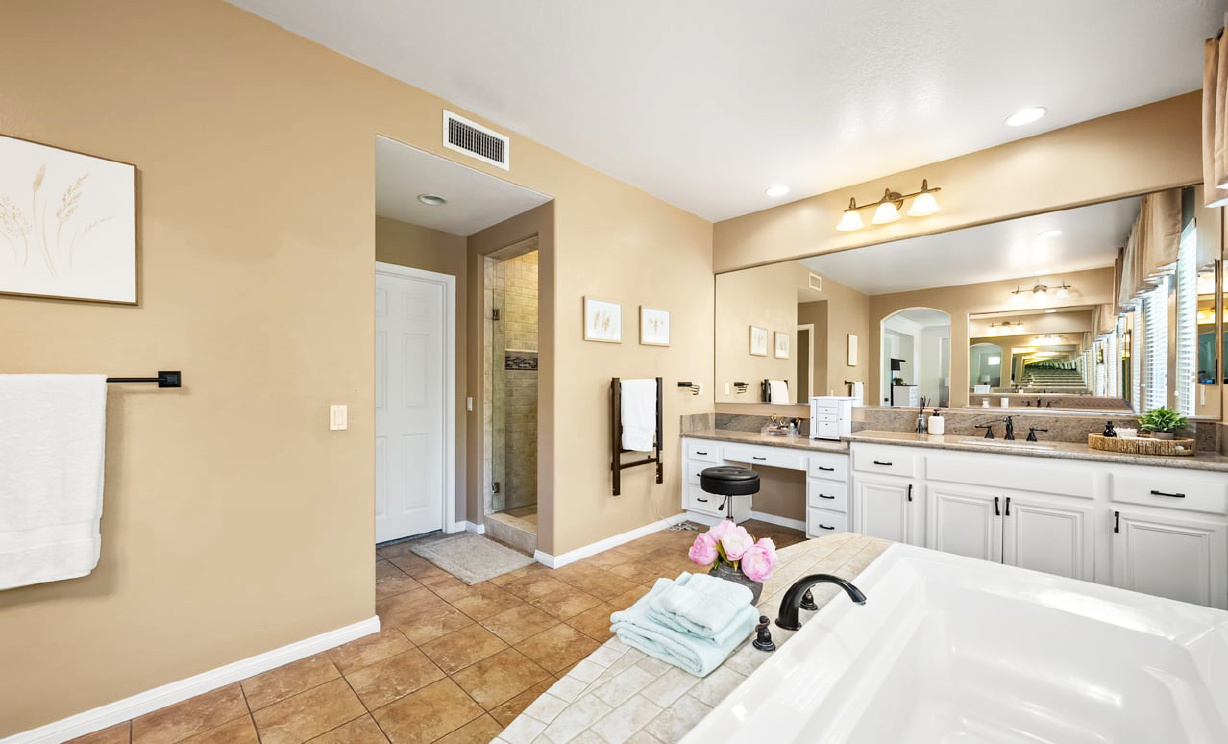 2933 Arboridge Ct, Fullerton CA: 