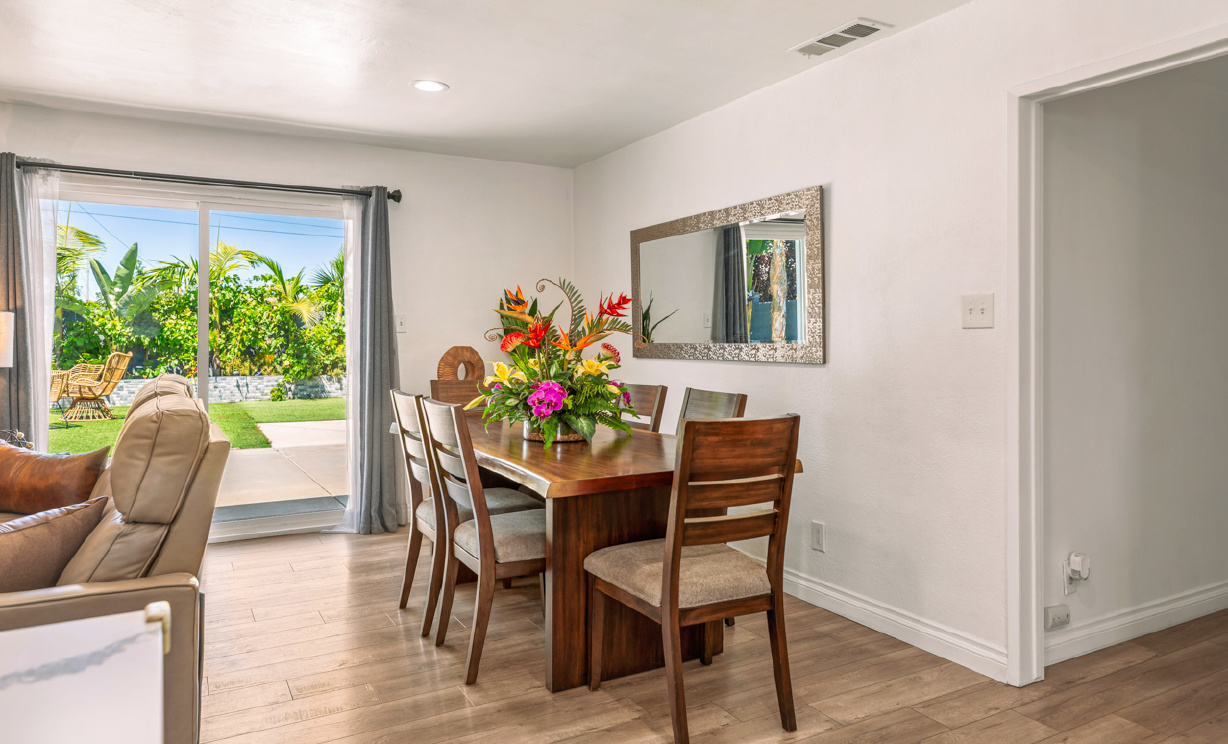 5521 Myra Avenue, Cypress CA: 
