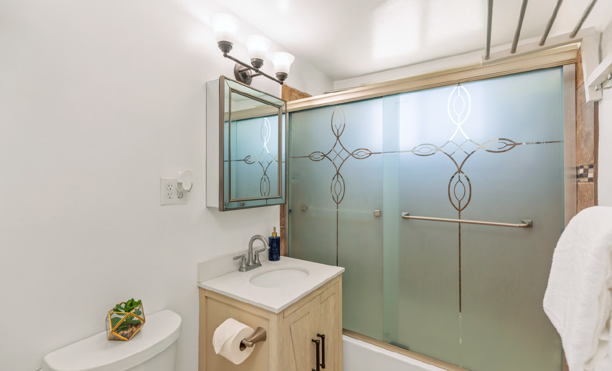 5521 Myra Avenue, Cypress CA: 