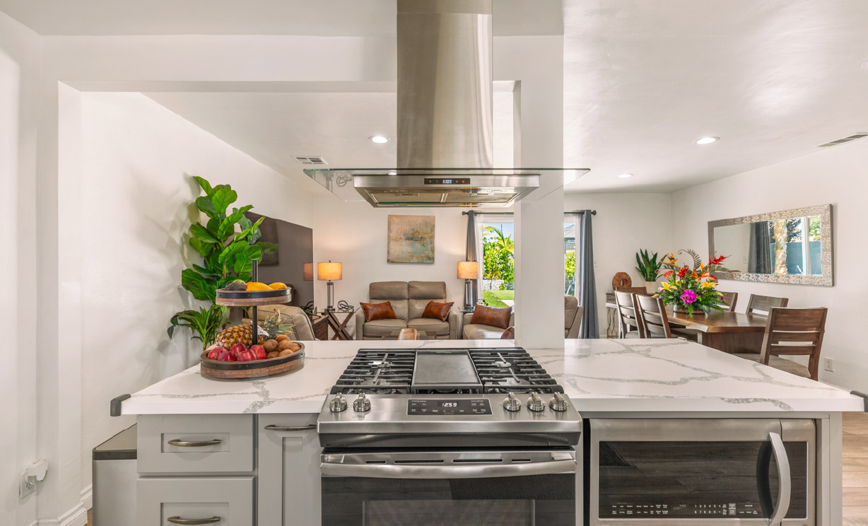 5521 Myra Avenue, Cypress CA: 