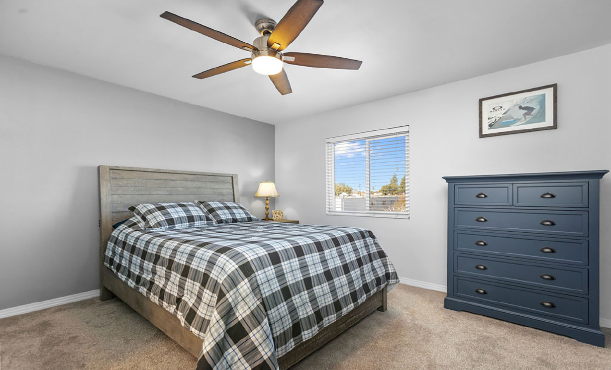 290 Victoria Street, Costa Mesa CA: 