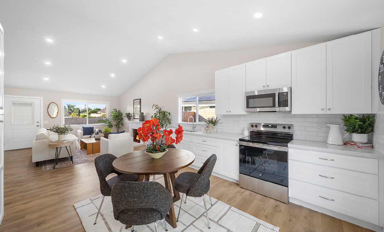 10620 Gemini Dr, Riverside CA: 