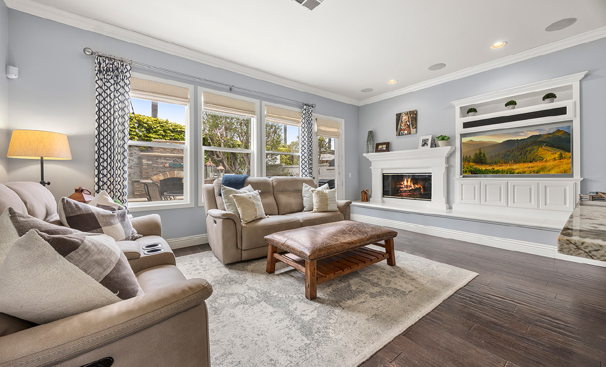 6615 Feather Drive, Huntington Beach CA: 
