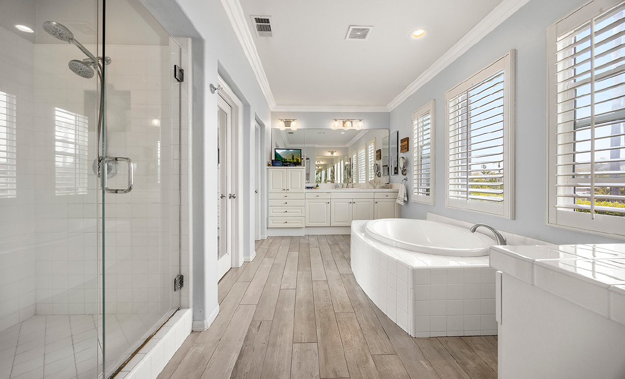 6615 Feather Drive, Huntington Beach CA: 