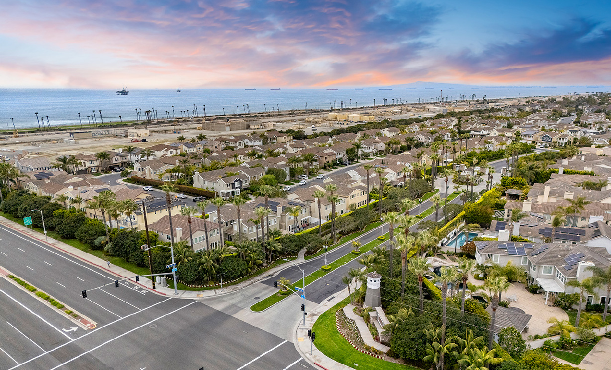 6615 Feather Drive, Huntington Beach CA: 