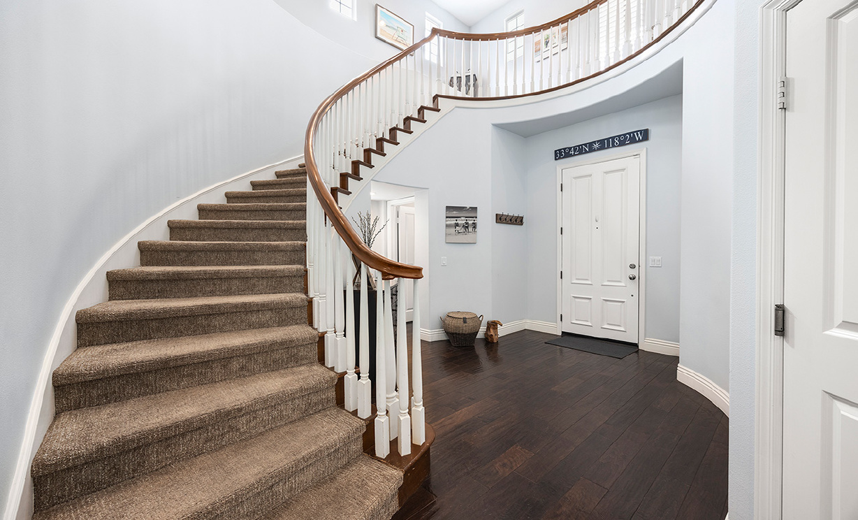 6615 Feather Drive, Huntington Beach CA: 