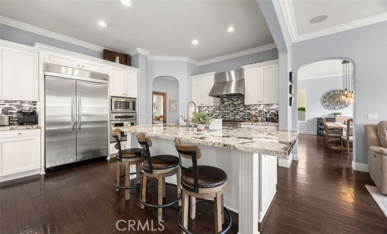 6615 Feather Drive, Huntington Beach CA: 