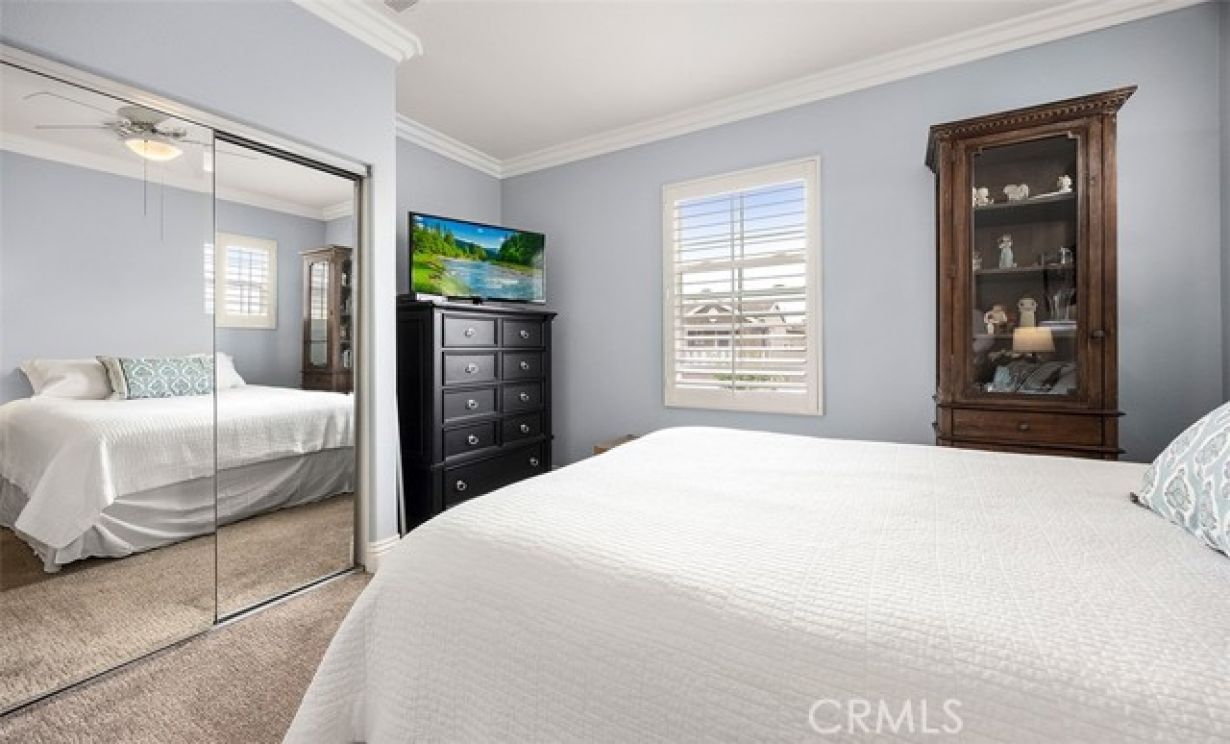 6615 Feather Drive, Huntington Beach CA: 