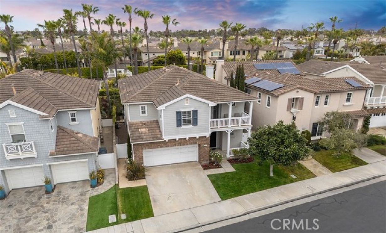 6615 Feather Drive, Huntington Beach CA: 