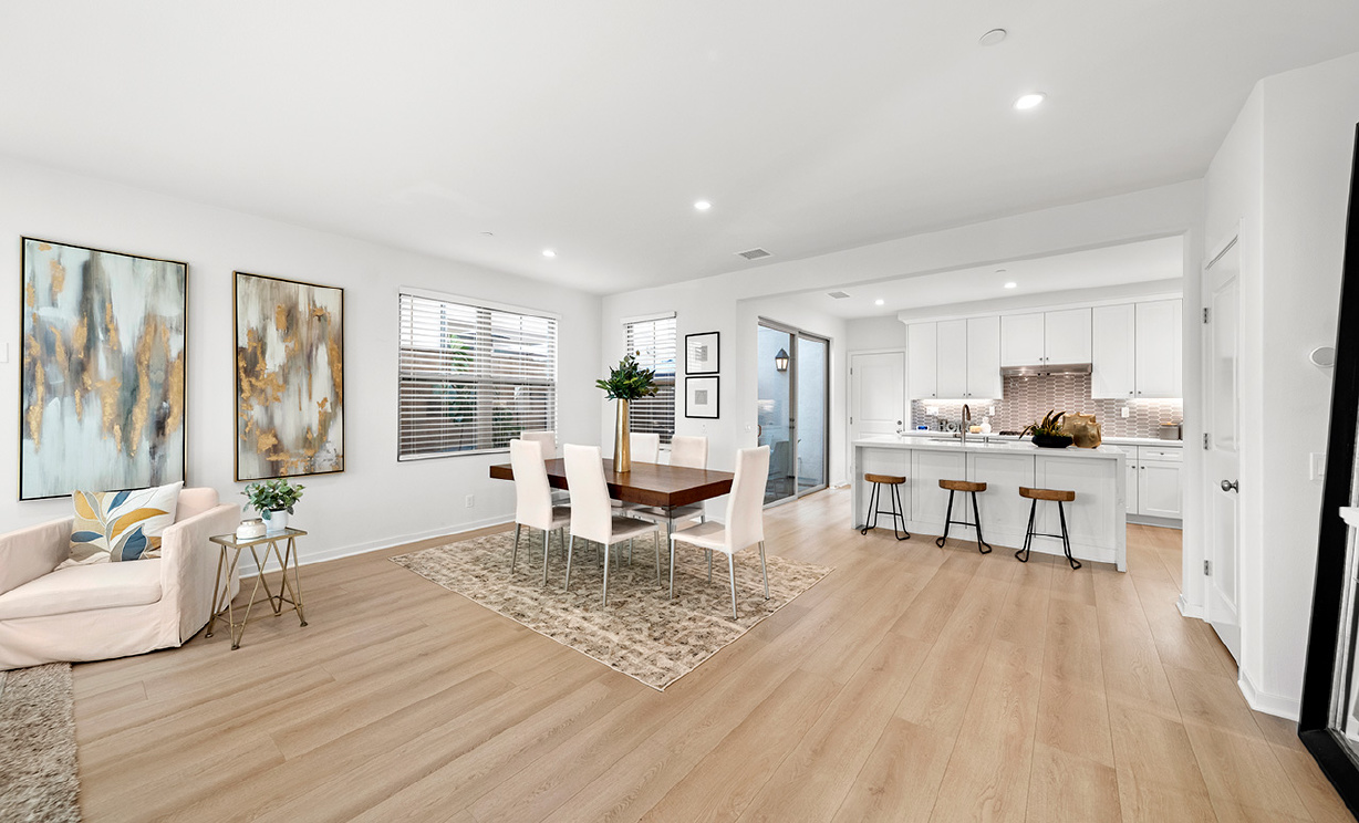 106 Sunnyside, Irvine CA: 