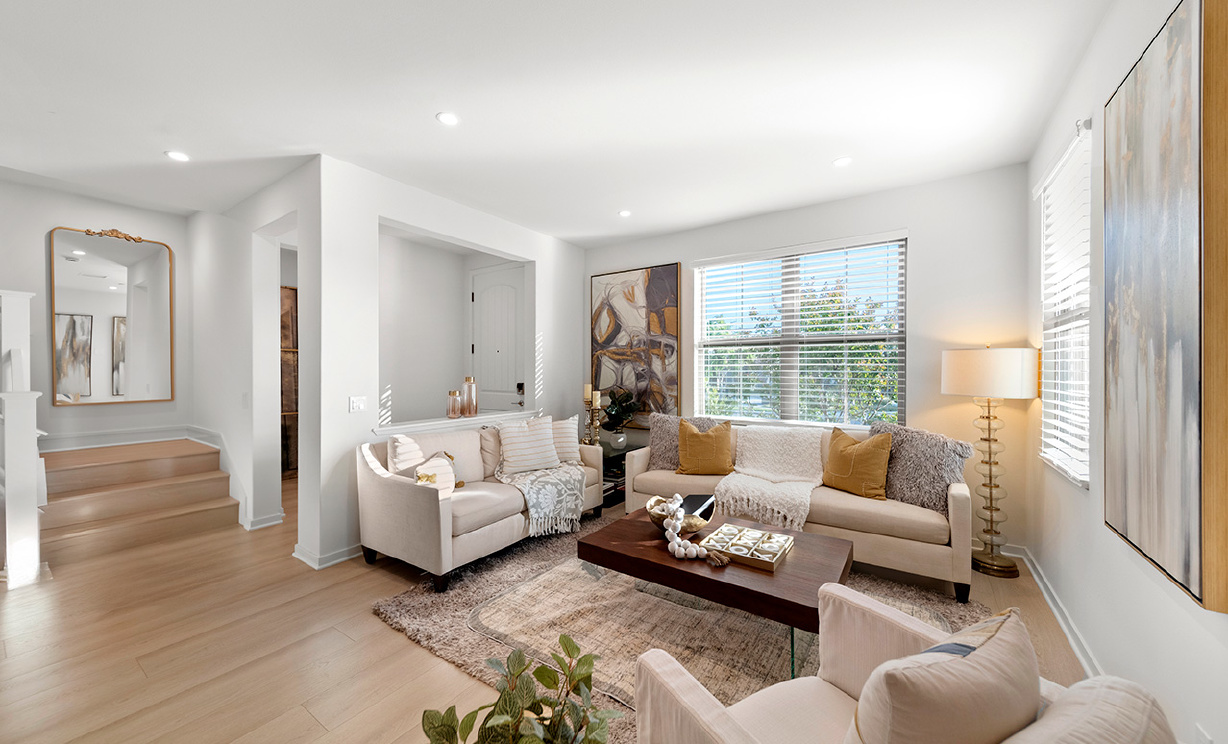 106 Sunnyside, Irvine CA: 