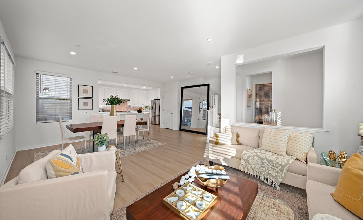 106 Sunnyside, Irvine CA: 