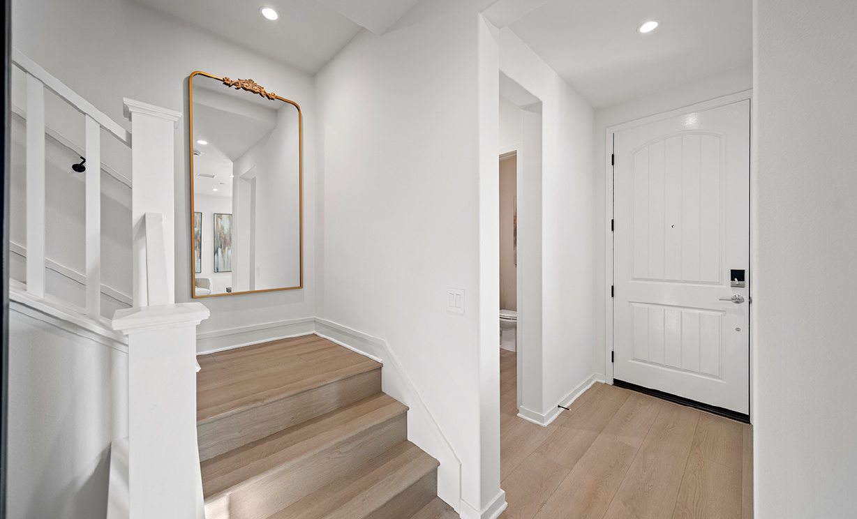 106 Sunnyside, Irvine CA: 