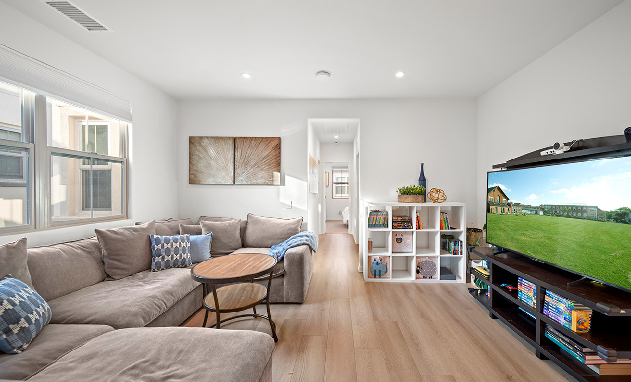 106 Sunnyside, Irvine CA: 