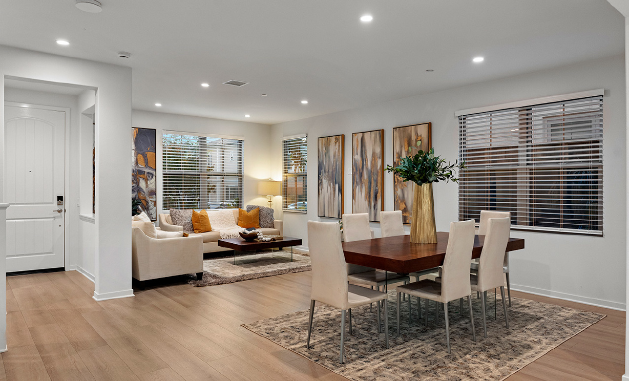 106 Sunnyside, Irvine CA: 