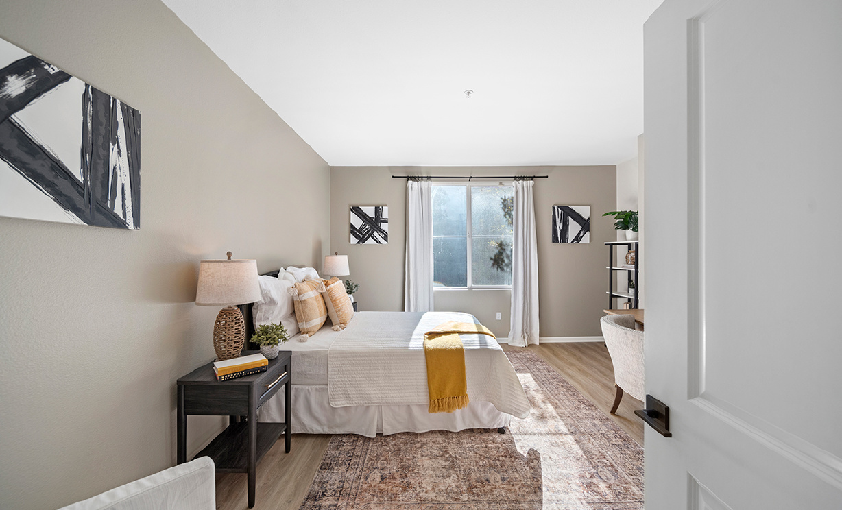 1801 E. Katella Ave #2076, Anaheim CA: 